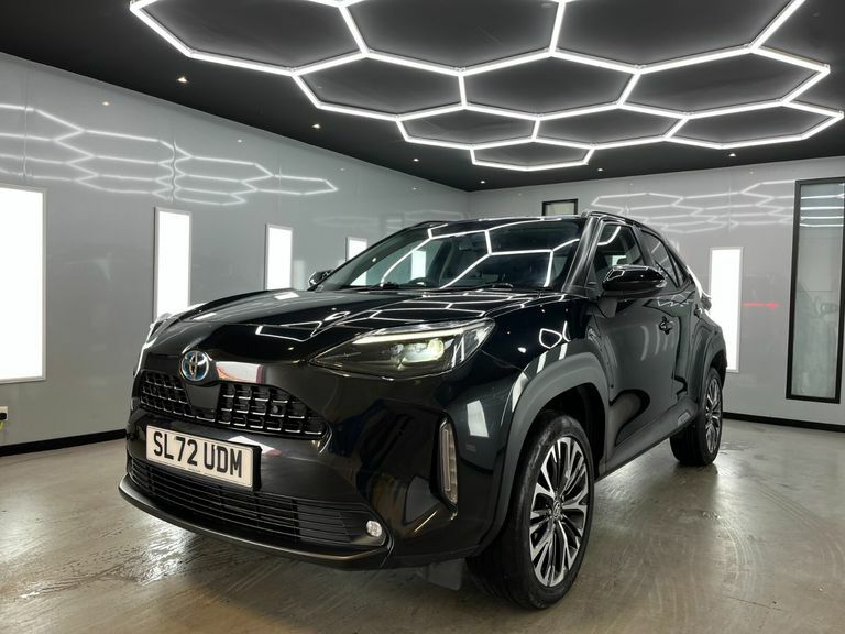Toyota Yaris Cross Excel SL72UDM Black #6