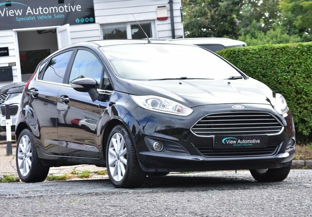 Ford Fiesta Ecoboost Titanium Hatchback EO65ZKG Black #2
