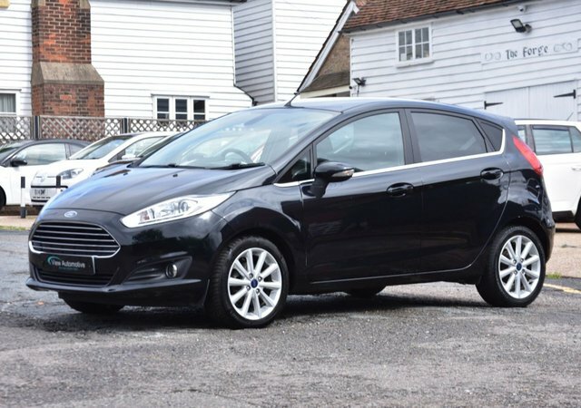 Ford Fiesta Ecoboost Titanium Hatchback EO65ZKG Black #5