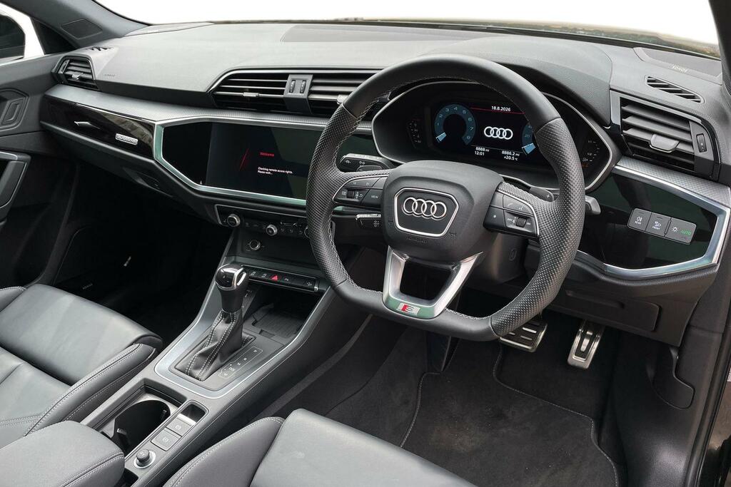 Audi Q3 Audi Q3 Black Edition 45 Tfsi Quattro 245 Ps S Tro DL25MTF Black #6