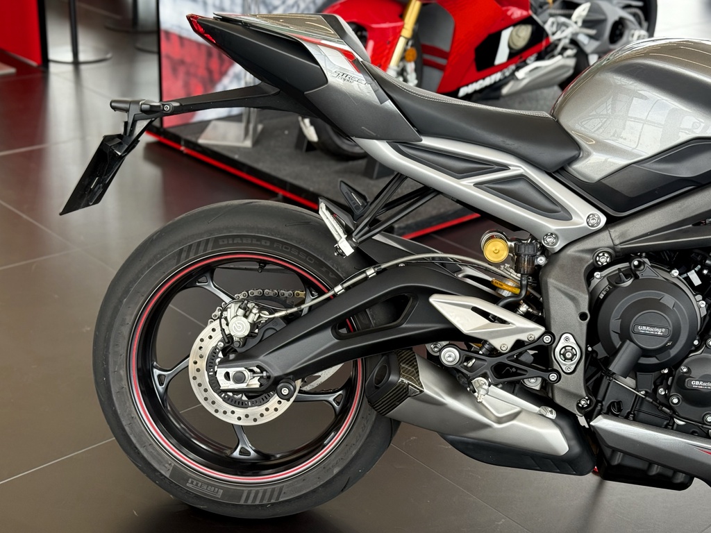 Triumph Street Triple Rs KY20HDL Silver #2