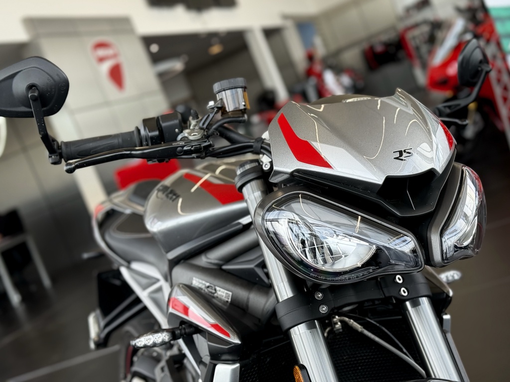 Triumph Street Triple Rs KY20HDL Silver