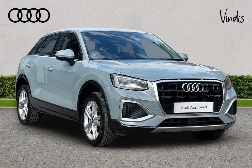 Audi Q2 Audi Q2 Sport 35 Tfsi 150 Ps 6-Speed Grey