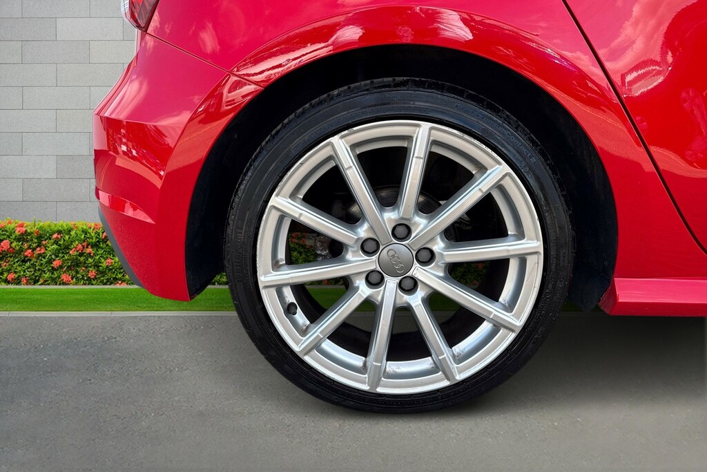 Audi A1 Audi A1 1.4 Tfsi Cod S Line Sportback M YF16JUO Red #5