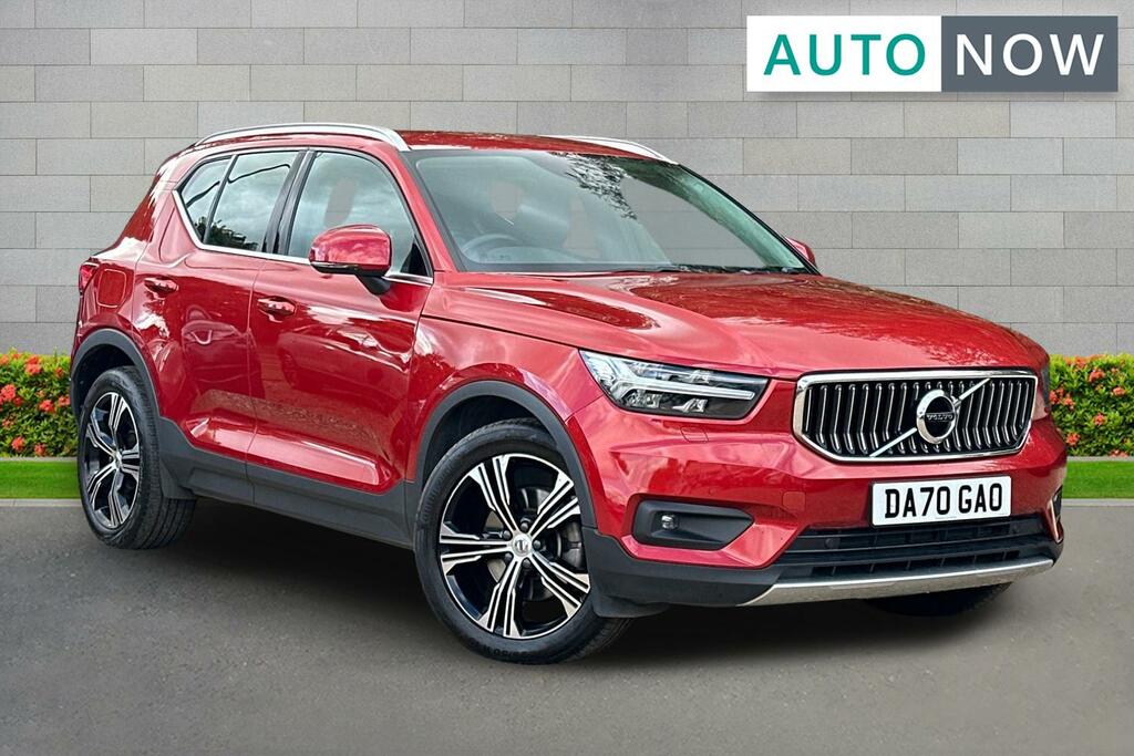 Volvo XC40 Volvo Xc40 2.0 B4 Mhev Inscription Pro Suv Pet Red