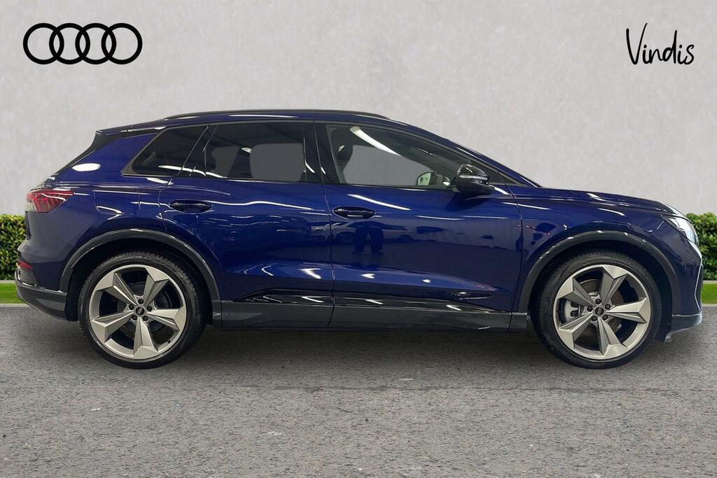 Audi Q4 E Tron Audi Q4 E-tron Black Edition 45 210,00 Kw Blue #4