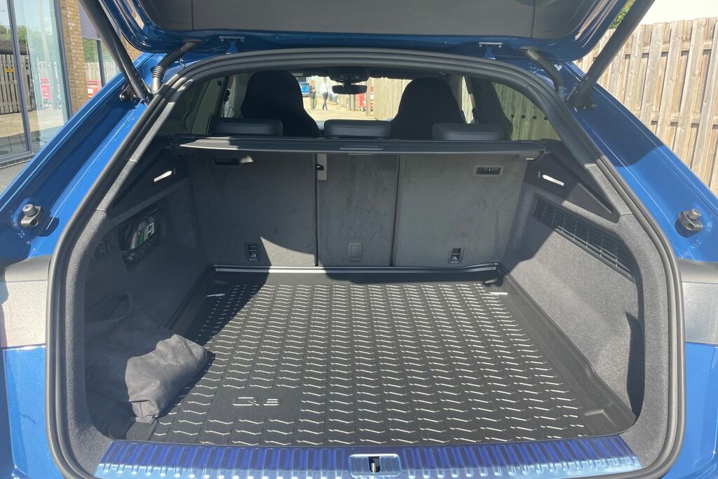 Audi RSQ8 Tfsi Quattro Tiptronic Tech Pro Grey #9