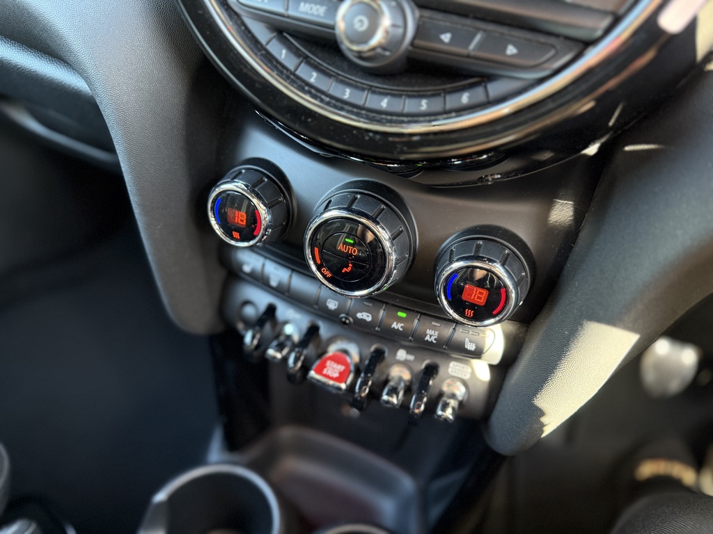 Mini Hatch Cooper Exclusive Silver #28