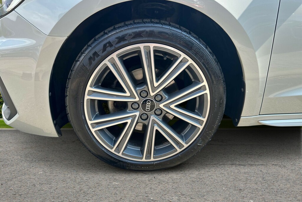 Audi A1 Audi A1 Sportback O S Line 35 Tfsi 150 Ps S Tron AD73EDU Silver #5