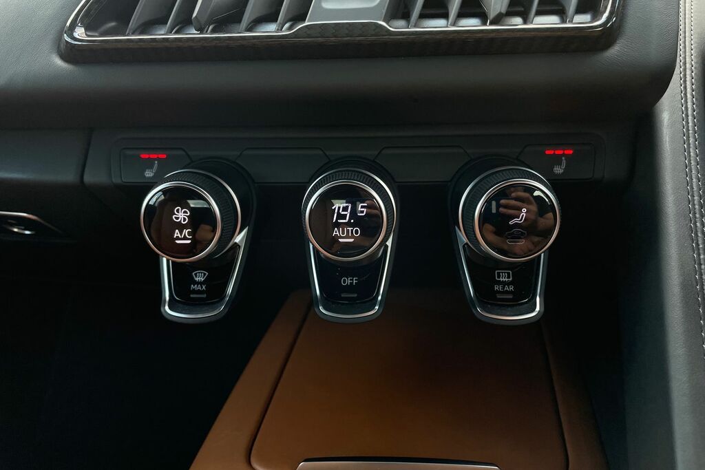 Audi R8 5.2L Performance Grey #16