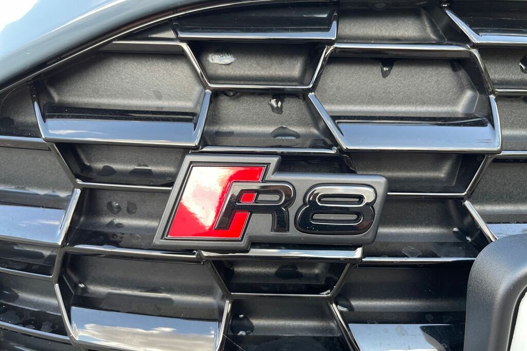 Audi R8 5.2L Performance Grey #28