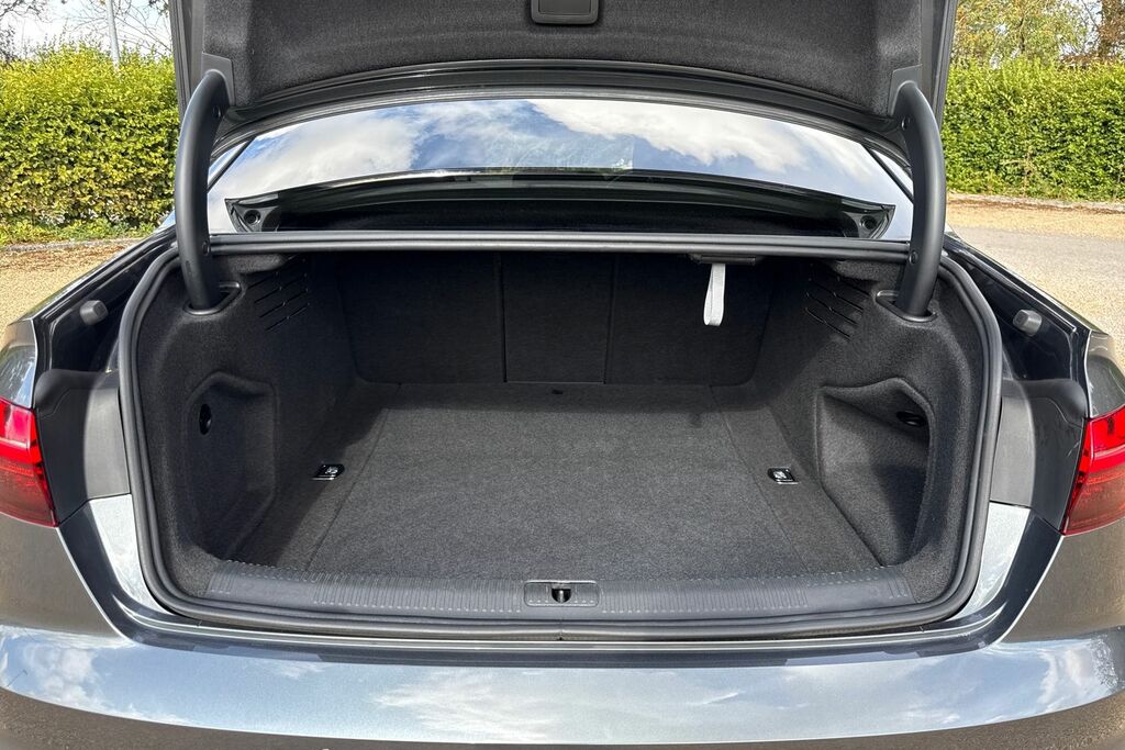 Audi A4 S Line Blue #9