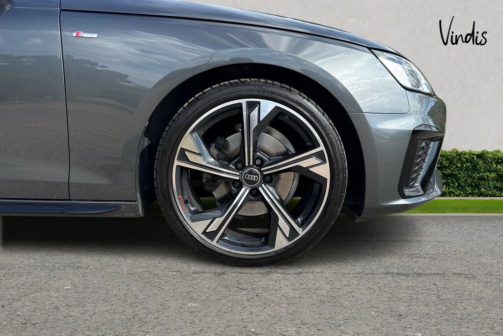 Audi A4 Audi A4 Black Edition 35 Tfsi 150 Ps S Tronic Grey #5