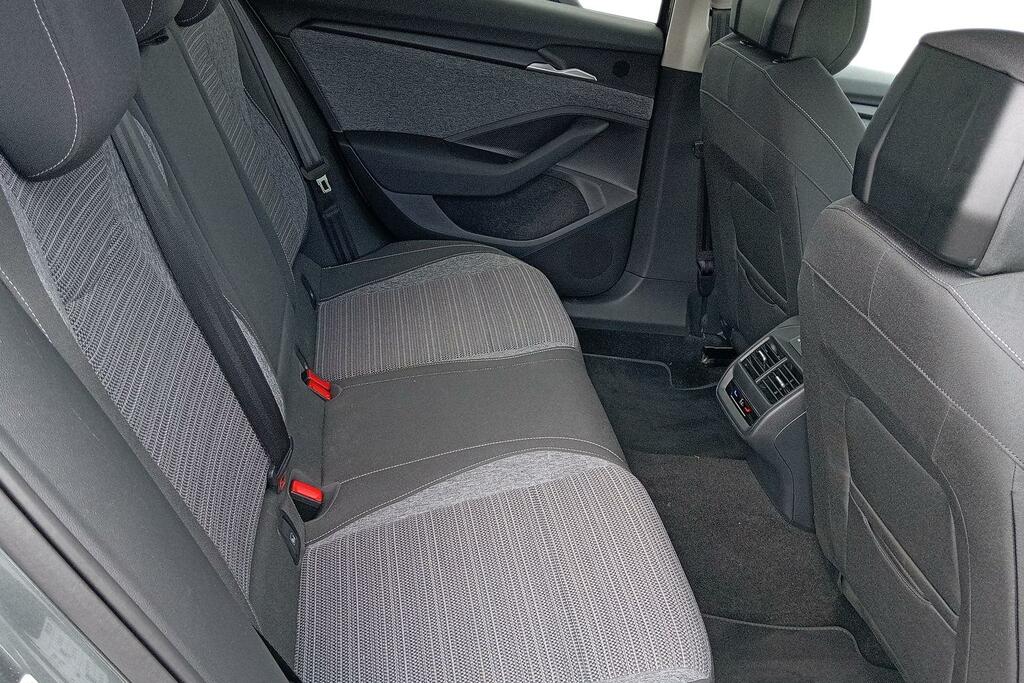 Skoda Superb Se Technology White #13