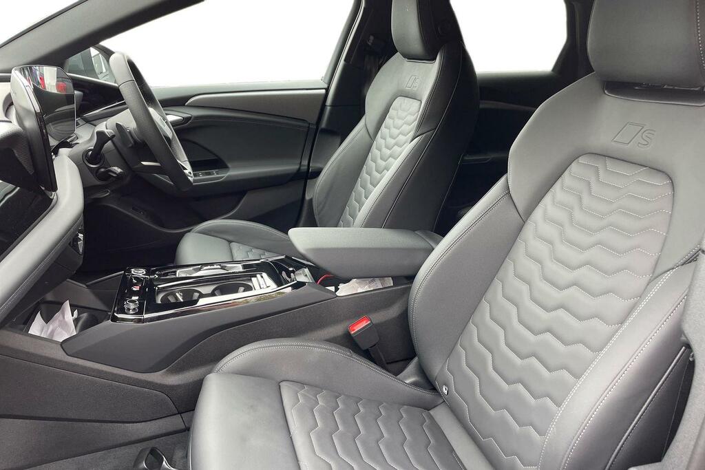 Audi A6 E-tron Sportback 100Kwh Performance Edition 1 Hatchback Electri FY26UDN Black #10