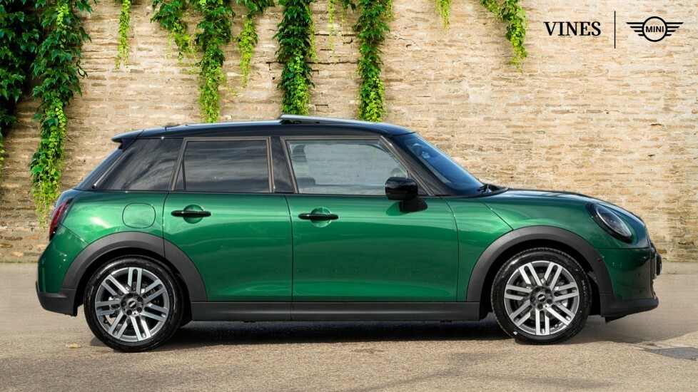 Mini Hatch Cooper C YD75DCB Green #3
