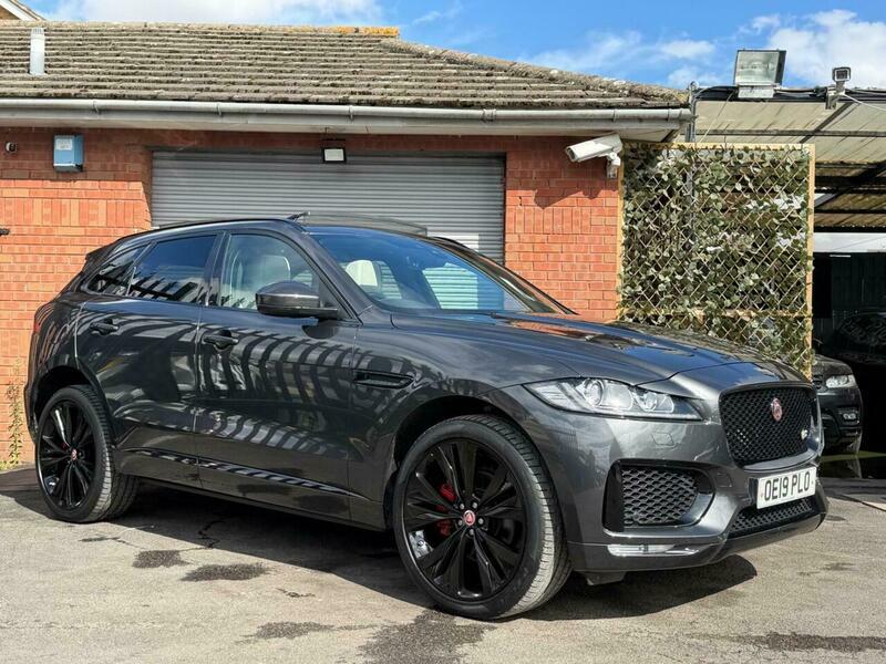 2019 Jaguar F-Pace