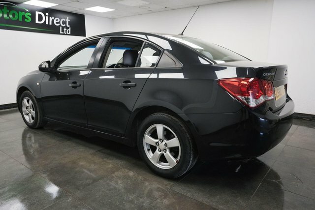 Chevrolet Cruze 1.6 Ls Euro 5 Black #6