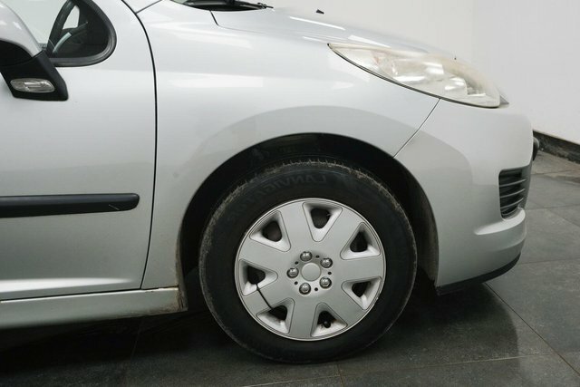 Peugeot 207 1.4 S Euro 5 A C Silver #4