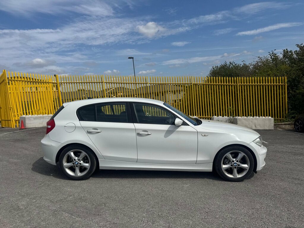 BMW 1 Series 2.0 118D Sport Euro 5 White #5