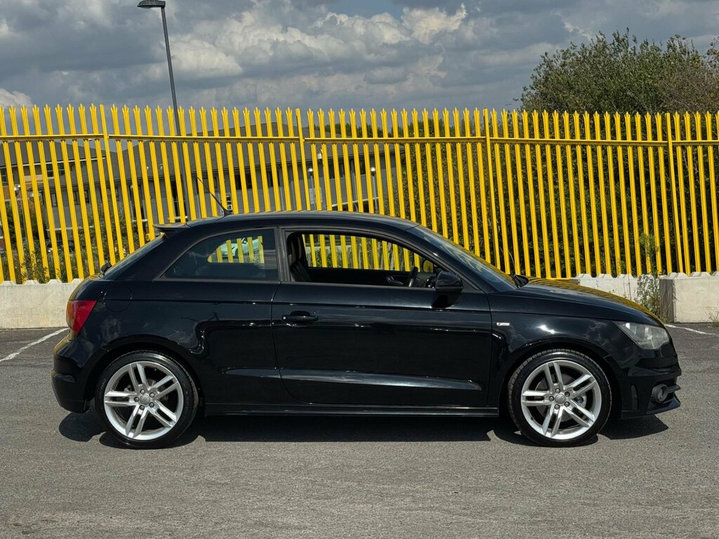 Audi A1 1.6 Tdi S Line Euro 5 Ss DL11GDK Black #5