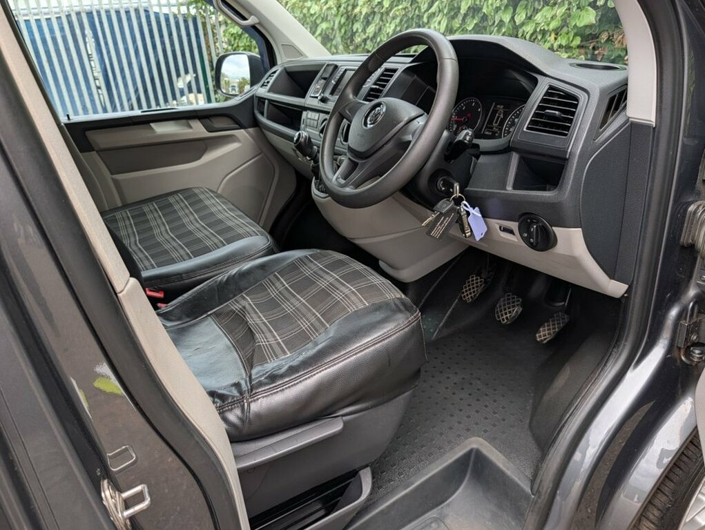Volkswagen Transporter 2.0 Tdi T28 Bluemotion Tech Trendline Panel Van Grey #5