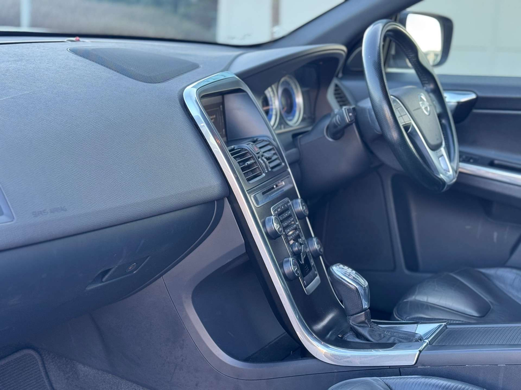 Volvo XC60 2.0 T5 240 R-design Powershift Silver #15