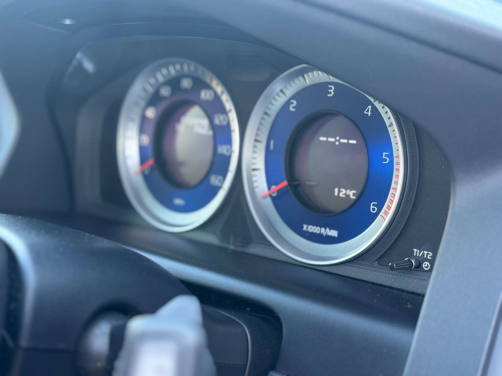 Volvo XC60 2.0 T5 240 R-design Powershift Silver #19