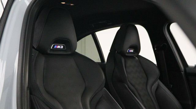 BMW M3 M3 Competition Black #40