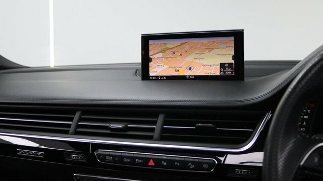 Audi Q7  Black #61