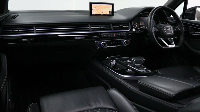 Audi Q7  Black #52
