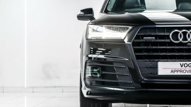 Audi Q7  Black #10