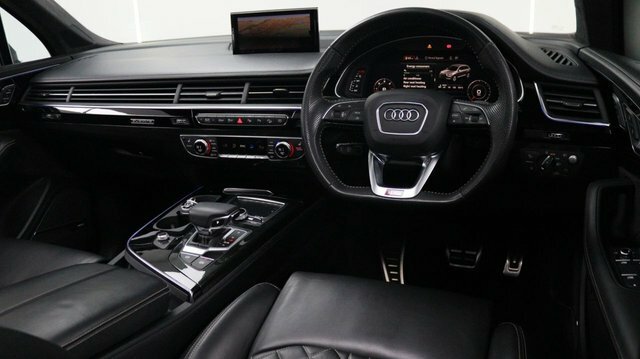 Audi Q7  Black #50