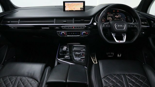 Audi Q7  Black #51