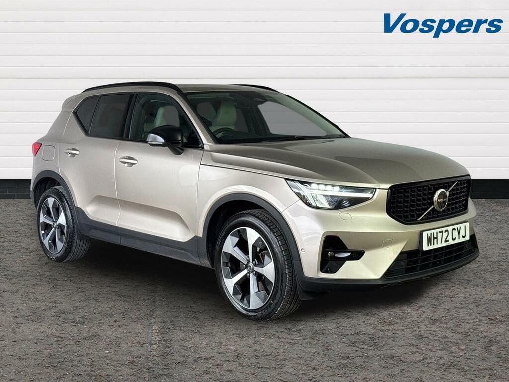 Volvo XC40 2.0 B4p Ultimate Dark WH72CYJ Gold