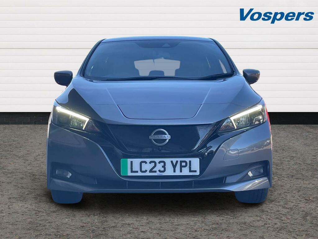 Nissan Leaf 110Kw N-connecta 39Kwh Grey #2