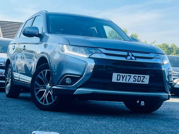 Mitsubishi Outlander 2.2 Di-d 3 4Wd Euro 6 Ss Grey