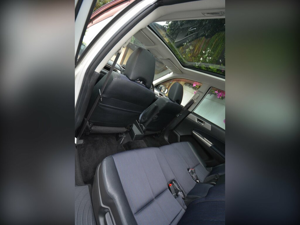 Subaru Exiga 2.0 Gt Turbo Awd-glass Roof-seven Seater White #3