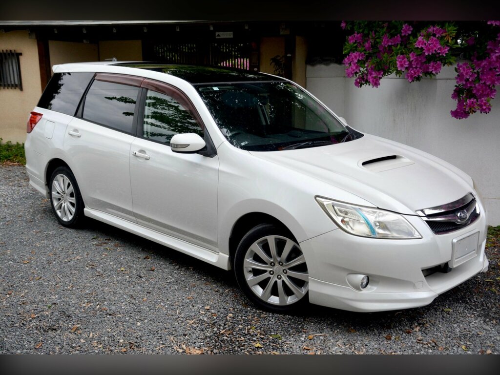 Subaru Exiga 2.0 Gt Turbo Awd-glass Roof-seven Seater White #4