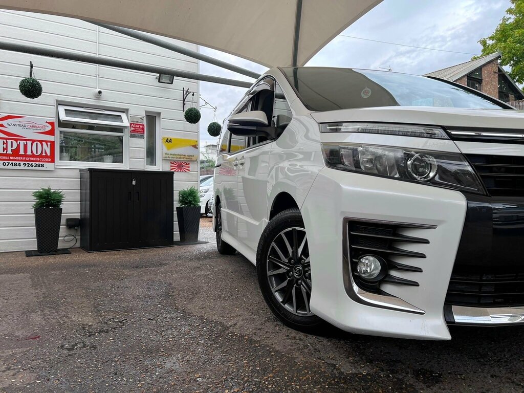 Toyota Voxy Eletricdoorlowmilesulez Black #12
