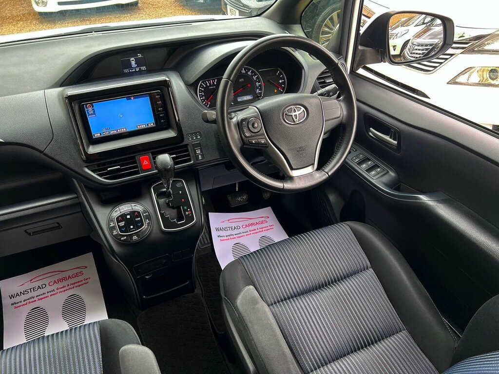 Toyota Voxy Eletricdoorlowmilesulez Black #16