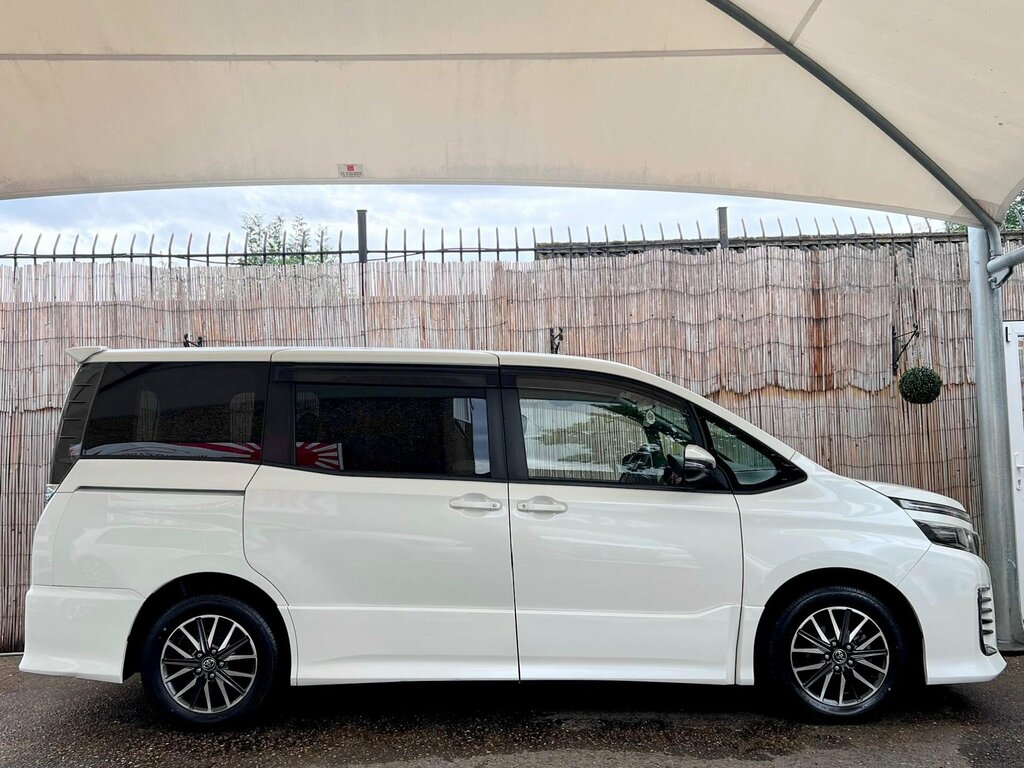 Toyota Voxy Eletricdoorlowmilesulez Black #8