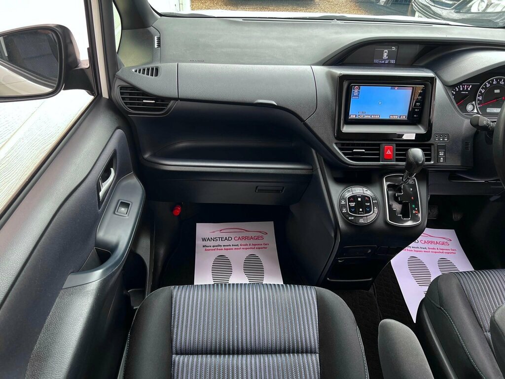 Toyota Voxy Eletricdoorlowmilesulez Black #21