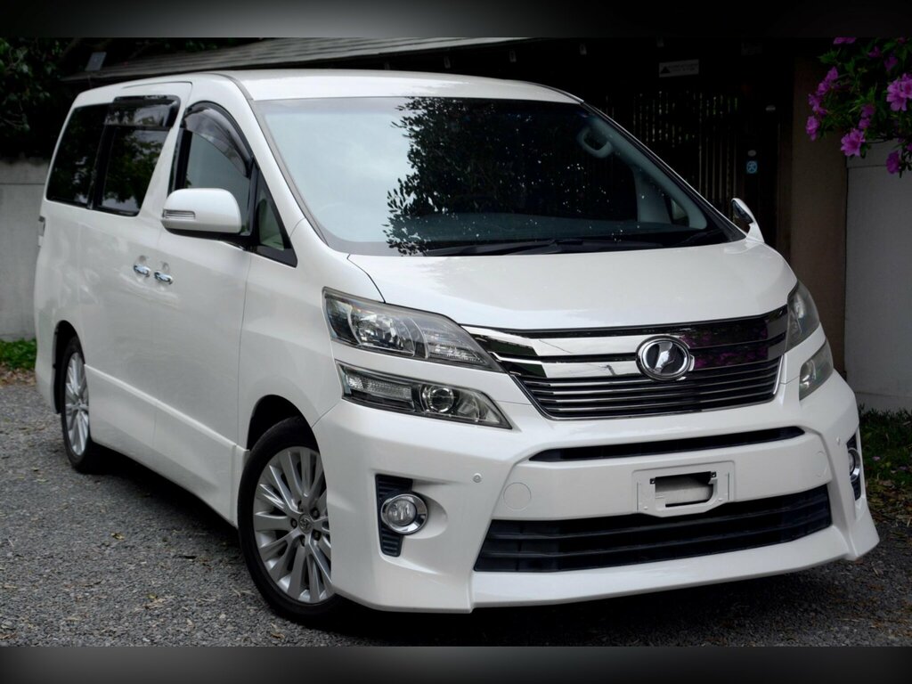 Toyota Vellfire 3.5 V6 Z G Edition - Ottoman Seats White