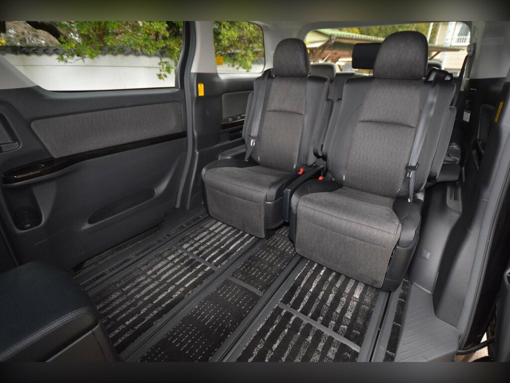 Toyota Vellfire Automatic Black #35