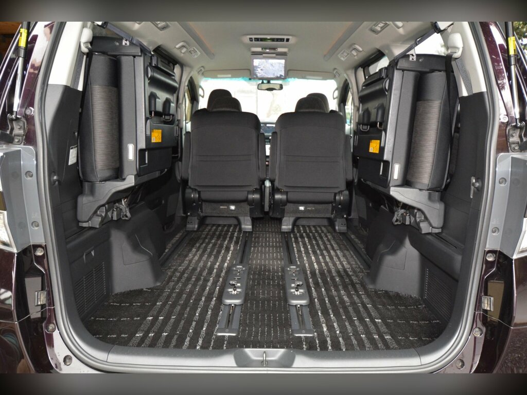 Toyota Vellfire Automatic Black #44