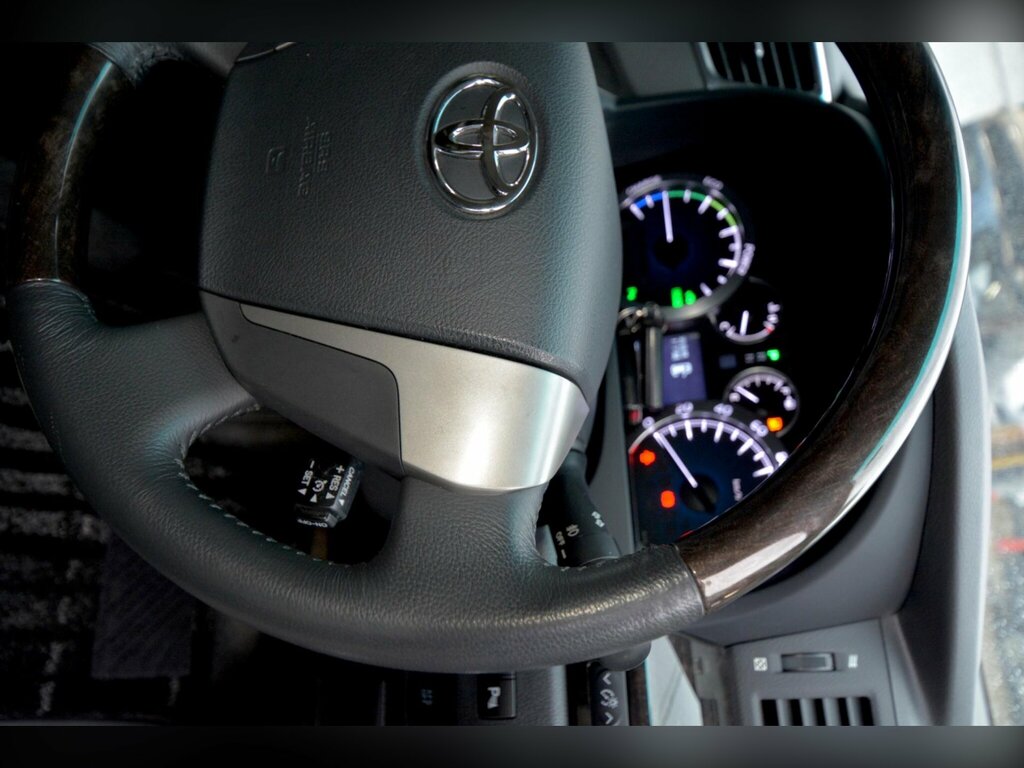 Toyota Vellfire Automatic Black #53