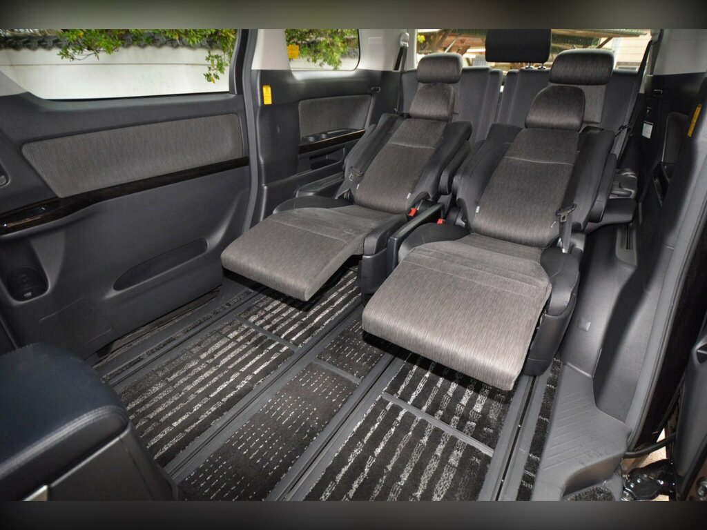 Toyota Vellfire Automatic Black #36