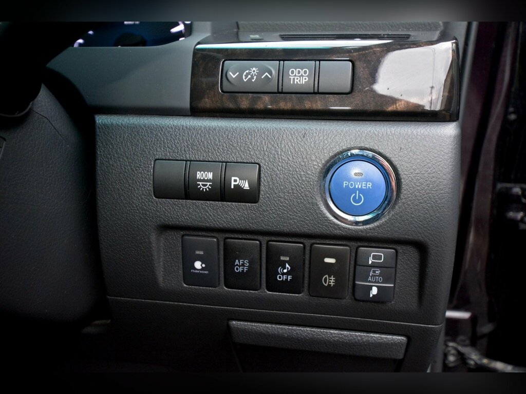 Toyota Vellfire Automatic Black #52