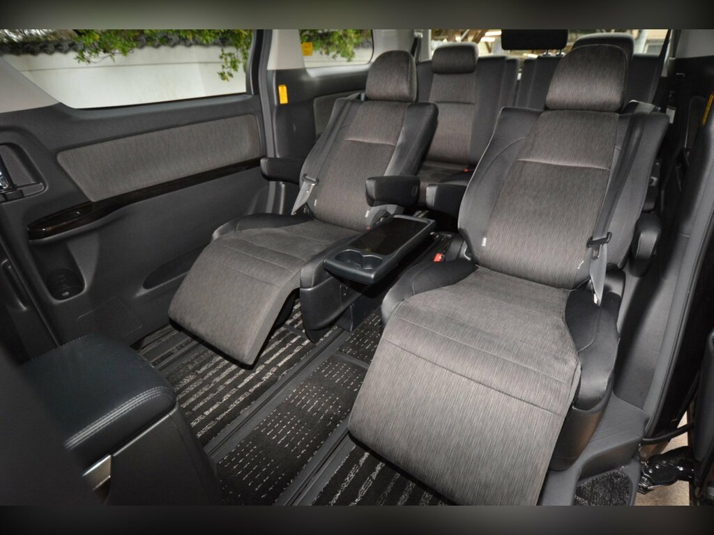 Toyota Vellfire Automatic Black #39